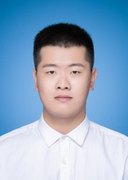 闫小童
